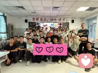 孩子上高中了，我卻被從家里趕了出來，今天是中秋節(jié)一個(gè)人過，心里超級(jí)難受配圖