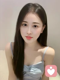 从发现不完美到觉醒:
理想破碎，你发现他根本不是那么完美。他身上曾经令你着迷的地方，现在简直令你讨厌。于是，你开始改造他，开始使用各种方式让他继续对你好。但是结果，往往不尽人意。大部分婚姻，也会死在这个阶段，或者“卡”在这个阶段。
你终于觉醒。你意识到伴侣不是那个“满足你期待，给你所有疼爱”的人，他只是他自己。于是，你开始看到他这个人的独特性，不再想着跟他索爱。你们终于找到一个平等，独立的姿势，而不是一个“爱情乞讨者”的姿态，和平共处，携手并进。如果能到达第三个阶段，那么婚姻与人生都得到了升华，就们对自我的认识，也经历了破碎与重组。