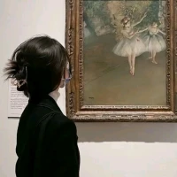 心理咨询的作用:就是让你内心释然

你走了咨询的过程，比一下给你出主意要感受的多，你假如把前后过程说出来，起因，过程，结果，在这个过程中，有专业人员分析，那是不一样的

2，谈话是有一种话题引深到其他话题

3，心理咨询效果是双方共同努力的结果，来访者的求助动机，合作态度，悟性水平，思维方式。在一定程度上影响着咨询效果

4，心理咨询从专业角度来讲是主观体验，社会支持分主观支持和客观支持，主观支持是内心体验，感受到的支持，虽然感受到的支持不是客观现实，但是被感知的现实确实心理的现实，而真正心理的现实作为实际的中介变量，影响着人的行为和发展