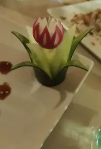忙碌的工作讓我的生活更加精彩
也讓我的精神得到慰藉
享受生活帶給我的一切配圖