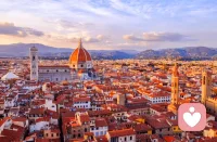 .●

前方的路、星空的夜，讓人遐想。攜妻溫柔的雙手，邁步神州大地。

                 從炎暑到寒冬，從芳春到金秋。

 我自釀人生美酒，一杯敬妻子幸福、一杯敬自由遠方!配圖