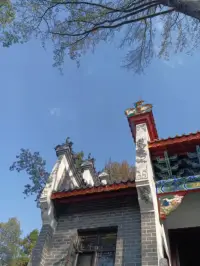 我們的煩惱和痛苦、都不是因為事情的本身
而是因為、我們加在這些事情上的觀念
