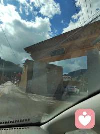 未被表達的情緒永遠不會消失。它們只是被活埋，未來會以更丑惡的方式爆發配圖