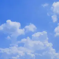 如果匱乏感是一個黑洞
你不需要去填滿
你可以做的是打開心門
讓陽光和美好照耀你、溫暖你配圖