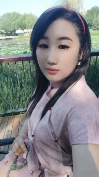 夢里明明有六趣,醒來空空無大千.配圖