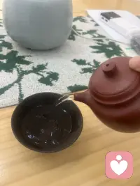 以其内耗自己，不如给用鲜花打点一下生活！配图