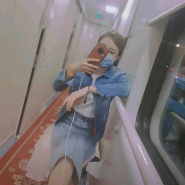 燕妮姐