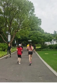 嚴重的中風會引起很多精神癥狀，形體和精神是統一的。人若形全者，德全者，神全者，達到統一，才是完美的生命。配圖