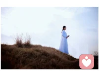 生活中很多的不愉快都是源于想的太多做的太少，消極的雜念，沉重了我的腳步，專注情緒太多專注問題解決太少。學著承認問題的存在，面對它!擁抱它!解決它!配圖