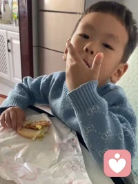 什么時候能把自己所有的經歷都當成是最好的安排，笑看過去的所有，那才是真正的成長，內心足夠強大了，加油！我們都在幸福中??配圖