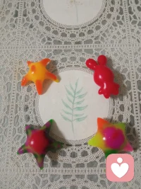 ??把各自的內在小孩養的白白胖胖，充滿希望，內在強大，外在自如。要知道:任何關系的兩個人相處，唯一的意義就是幫助對方提升正向能量，親愛的伙伴贊同不???配圖