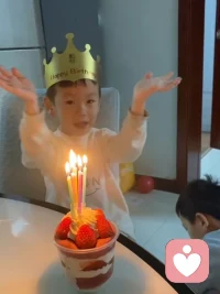 生活其實很簡單，把自己照顧好，把心態調整好，把喜歡的事情做好，把重要的人待好，想要的美好自然會在來的路上
親愛的伙伴，早睡早起，晚安??配圖