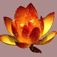 需要層次理論效應(yīng)的現(xiàn)實(shí)與應(yīng)用

公務(wù)員收入不是最高的，但是人們卻擠破頭想要考取編制，是因?yàn)榉€(wěn)定的工作能滿足人的安全需要。

女性要求伴侶婚前買房、婚后在房產(chǎn)證上加自己的名字、注重男性的經(jīng)濟(jì)情況，不全是因?yàn)榘萁鸷吞摌s，而是為了滿足安全需要。

對(duì)于強(qiáng)烈渴望自我實(shí)現(xiàn)的人，可以在前四個(gè)需要沒有滿足的條件下，追求最高層次的自我實(shí)現(xiàn)需要，比如真正的革命者。

親愛的伙伴，你學(xué)過的每一個(gè)心理學(xué)知識(shí)點(diǎn)，都會(huì)在人生的某個(gè)時(shí)刻派上用場(chǎng)，讓你遇見最好的自己。配圖