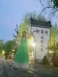 實(shí)修……親愛的伙伴們快點(diǎn)行動起來吧

?每天花5分鐘經(jīng)營親密關(guān)系，財(cái)富會增長5倍

??另一半為你做了什么，記下來，存下來，存入記憶銀行，每次小吵的時(shí)候，拿出來謝謝她(他)配圖