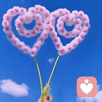 ?站在自己的角度理解別人
站在別人的角度釋懷自己

允許別人做別人，允許自己做自己
生活或許總有遺憾，調整好心態

拐個彎，與自己和解
一切都是最好的安排！配圖