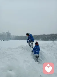 我們的祖國幅員遼闊，
南方鮮花盛開，
北方冰天雪地。

我在家里把自己的勞動成果收藏起來，
也蠻有成就感，很有趣!配圖