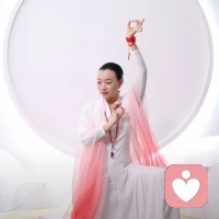 ❤️当我活在当下的觉知
我就活出了与万物共同命运的魔力

我是一切的根源
爱是一切的答案
爱可以化解一切配图