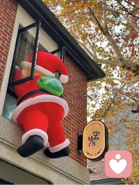 看到一句很温柔的话：
“很多礼物，上天会绕个圈子给你”。

晚安伙伴，夜梦成真……配图