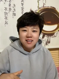 ??我的小領(lǐng)悟與真踐行??
每一天，每一刻，無論歡樂還是痛苦，都是生命的展示，享受生命，才會(huì)懂得珍惜，懂得擁有。

把每一句“我不會(huì)”都改為……“我可以學(xué)”，
把每一句“我不敢”都改為……“我一定行”
嘗試總比永遠(yuǎn)不敢開始要好很多呢！歐耶！配圖