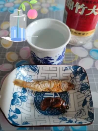 感慨一下
真正能白頭到老的夫妻大都做到了…
踏遍千山萬水，歷經多少風霜，
你我初心不改，長長久久地陪伴在彼此身旁
感恩對方的存在，就是此生最大的福氣

祝福你、我、ta都能和身邊的愛人，相伴到老共度余生配圖