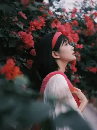 希望你一如既往地堅強勇敢
站在迎著光的地方
活成自己想要的模樣配圖