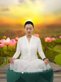 所有事情都有簡單方法

如果你覺得難，那一定是你的方法錯了

你內(nèi)心告訴自己，所有事情都有簡單方法，就會在這個信念下不斷的去尋找最簡單的方法，一定是這樣的

萬事都是可以輕松享受，都是可以用最快的速度拿結(jié)果的

比如我當(dāng)下就找到學(xué)習(xí)禪舞的簡單方法了，樂在其中配圖