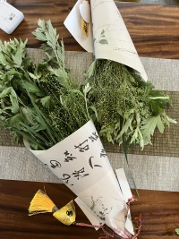 家常話說(shuō)知行合一……
不可以只是簡(jiǎn)單的解讀為知道并做到
知是良知指起心動(dòng)念;行是行為

舉例說(shuō)明
當(dāng)你希望別人好時(shí)，
也許別人不能因此變得更好，
但你已經(jīng)變得更好了。
當(dāng)你希望別人倒霉時(shí)，
別人不一定不好，
但你已經(jīng)變得不好了。

所以有了一念天堂一念…之說(shuō)

??祝福世界平安祥和配圖