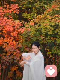 一個家不可或缺的歡樂舉動也是彼此之間的親密回應:
           ??擊掌    擁抱   撫觸??

我們一定要在生活中給到伴侶和孩子更多的肢體回應
這個點非常的重要
這些是一個家的儀式感，
更能體現一種家的歸屬感和安全感，
也體現出“我們一家人溫暖的在一起”，幸福感滿滿

做起來吧……耶耶耶!   抱抱!   貼貼!  拍拍!  碰碰!
??早安美麗的世界！早安親愛的伙伴!??配圖