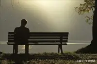 曾經(jīng)以為四十歲是很遙遠(yuǎn)的事情，忽然發(fā)現(xiàn)18歲已經(jīng)過去了很多年。配圖