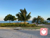 人生最大的幸福，就是確信有人愛你，有人因為你是你而愛你，或更確切地說，盡管你是你，有人仍然愛你?！旯侗瘧K世界》配圖