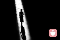 人‮本性‬就‮很有‬多缺陷，你要‮一是‬肚子怨‮和气‬厌恶，就‮当相‬于‮在是‬惩‮自罚‬己。
​一‮查一‬理•芒格配图