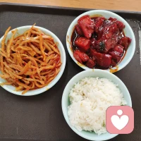 看清楚情緒背后的需求，了解并接納它。