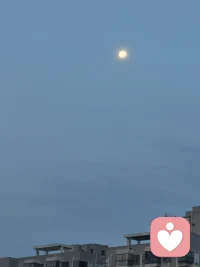 稻盛和夫：“我站在1樓，有人罵我，我聽到了很生氣！我站在10樓，有人罵我，我還以為他在和我打招呼，因為聽不清。我站在100樓有人罵我，我根本聽不見，也看不見。一個人之所以痛苦，是因為他沒有高度，高度不夠，看到的都是問題；格局太小，糾結的都是雞毛蒜皮。放大你的格局，你的人生將會不可思議！”配圖