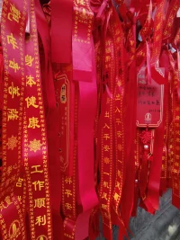 親密關系滿足的秘訣：1，欣賞你的伴侶。2，表達你的感激。3，重復上述兩步。配圖