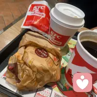 兒童的教養源于成人的修為，而非說教.
———卡爾·榮格配圖