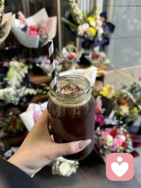 我們在相互傷害中達到的理解，
比我們相親相愛時要多得多。

——-/廖一梅《悲觀主義的花朵》配圖