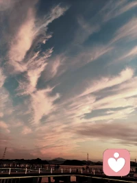 我們要學會如何與痛苦共生。這意味著我們不能一味地逃避痛苦，而是要勇敢地直面它。當痛苦來臨時，我們要以平和的心態去接納它，認識到它是人生不可避免的一部分。我們可以在痛苦中尋找力量，從挫折中汲取經驗教訓。學會與痛苦對話，傾聽它所傳達的信息，讓它成為我們前進的動力。與痛苦共生，不是被痛苦所束縛，而是在痛苦中綻放出更加絢爛的生命之花。我們要在痛苦中磨礪自己的意志，培養出堅強的品格，以更加從容的姿態面對生活的挑戰。只有這樣，我們才能真正領悟到生命的真諦，在痛苦與歡樂的交織中，書寫出屬于自己的精彩人生。配圖