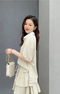 減少內耗，學會愛自己。

這段話是送給內耗的寶寶們說的：你可以不要太乖，不想做的事情可以拒絕。你的人生，不是用來討好所有人，而是善待自己。每個人都有說“不”的權利，希望你成年后的每個決定都由自己完成。

這件衣服買不買？這頓飯和誰吃？要不要開始婚姻，要不要生小孩？外界聲音都只是參考，生活的本質，就是快樂。如果人生不快樂，那還有什么意義？

遠離那些讓你不開心的人和事，好好的守護你的心。配圖