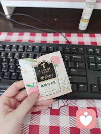 “當你不在乎時，你就得到；當你變好時，才會遇到更好；當你變強大時，你才不害怕孤單；當你不害怕孤單時，你就能夠寧缺無濫！”所以，當你好好愛自己的時候，全世界都會愛你～愛自己配圖