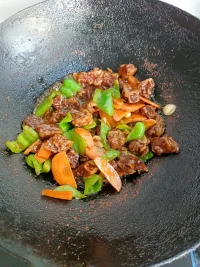 为高三学子第一次做溜肉段，成功得到表扬。生活处处是体验，加油，迎接下一个小目标。