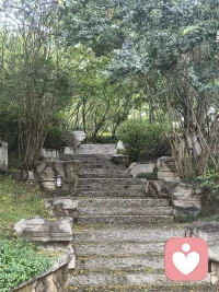 要接受現實，90%以上的人注定平凡，與其每天焦慮，倒不如做個健康的平凡人吧，父母盡可能成長，孩子順其自然。配圖