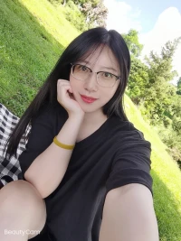 外面的世界無論怎樣的精彩，核心功能其實(shí)只有一個(gè)：用來辨認(rèn)出自己。一個(gè)人的自我無論怎樣的精彩，核心功能也只有一個(gè)：用來認(rèn)知和體驗(yàn)生命。配圖