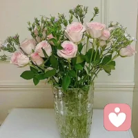 認真生活，才能找到被偷藏起來的糖果！就算在雜亂的生活里，也要帶點笑意。新的一天，心的開始，早安！配圖