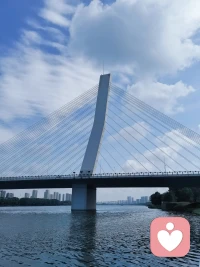 周末，在大自然中走走停停，看著風景，聽著督導課，放松式學習，充實而美好～配圖