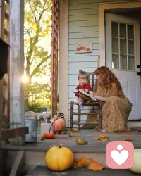 無條件積極關(guān)注，它也基本等同于“無條件的愛”。顧名思義，無條件的愛就是，我對你好，是沒有任何附加條件的。父母對孩子無條件的愛，會讓孩子的自我被解放，孩子就能遵從自己精神胚胎的聲音，走向成為自己的道路。配圖