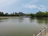 今天給自己放假，好好感受這里的一切。
靜生慧，心中多一分慈悲與智慧，生活便少一分煩惱。所謂諸事順意，莫向外求！

?配圖