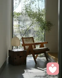 人生有限，及時止損，才是對自己的有效保護。
別陷在憤怒、懊悔或糾結的情緒里，要么把精力用在直接解決問題上，要么及時遠離有問題的人和事。  ?配圖