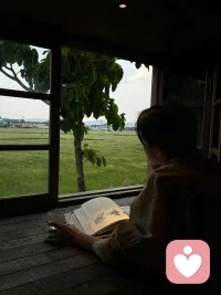 如果，一个侮辱能让你崩溃，一个掌声能让你膨胀。那么，你的心智，，就不属于你自己，你是任何开口之人的奴隶。