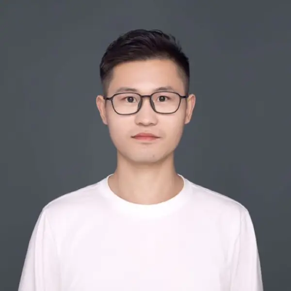 杨铭宇