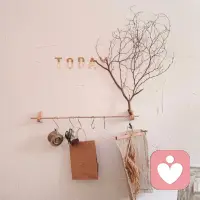 过度的追求规则，追求对错，追求绝对的是非，反而让我们对人与人之间的关系多一层难以理解。配图